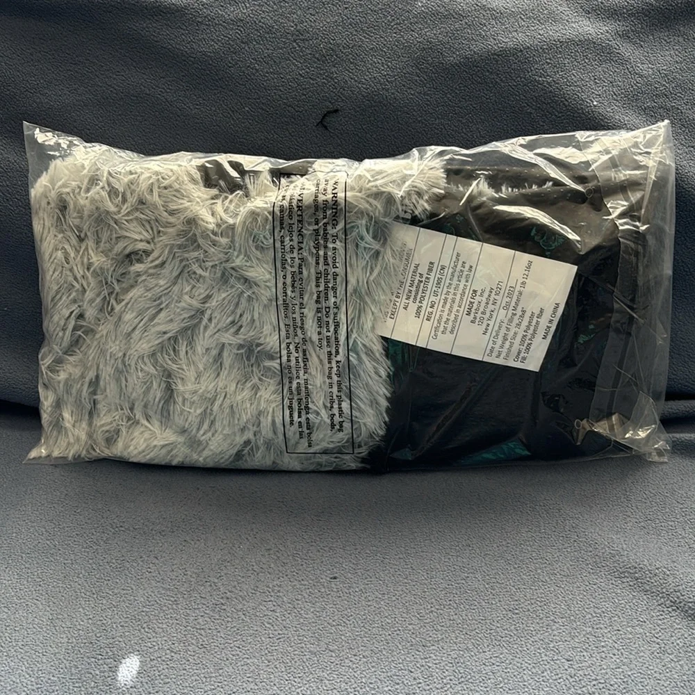 Expanding dog bed .. by bark!